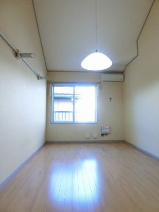 マローネ ベッドルーム