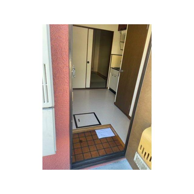 コスモハイツスズキ 玄関