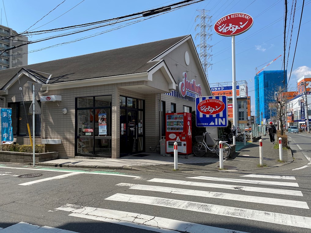 エスコート レストラン