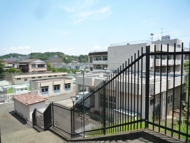 リバーサイドヴィレッジⅢ・Ⅳ棟 小学校