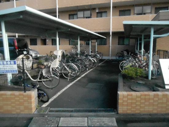 ＬＡＮＤ　ＨＯＭＥＳ 駐車場