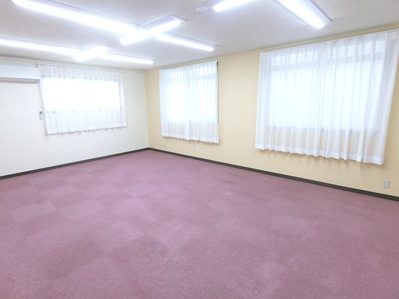 成瀬台3丁目テナント リビング