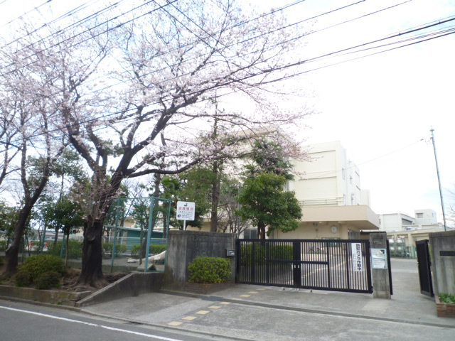 成瀬台3丁目テナント 小学校