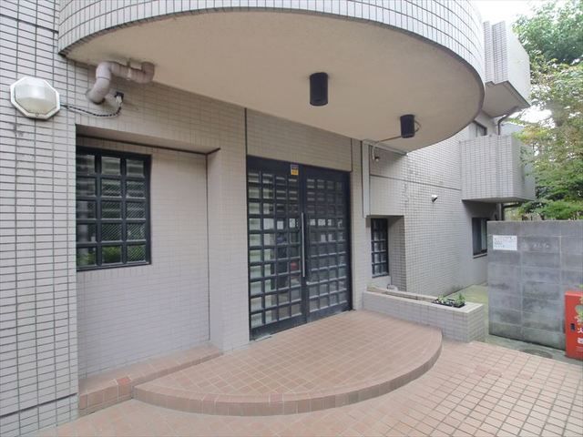 フレンドポート南町田第１ エントランス