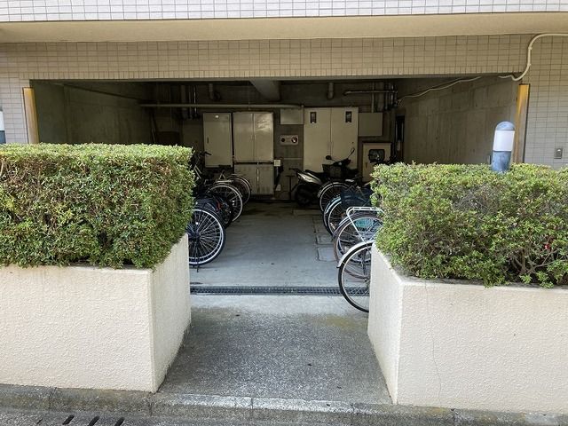 フレンドポート南町田第１ 駐車場