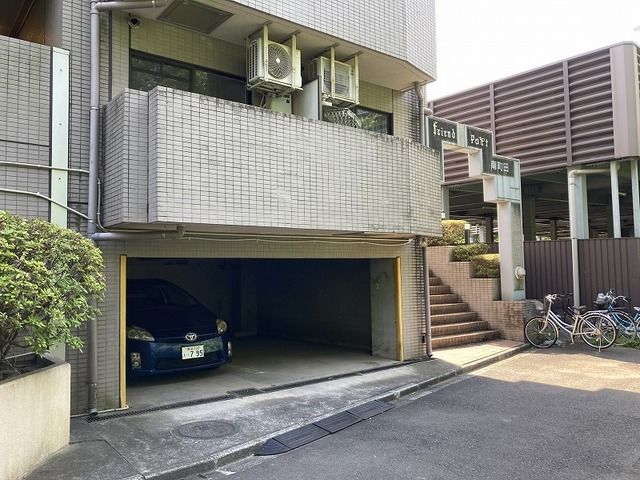 フレンドポート南町田第１ エントランス