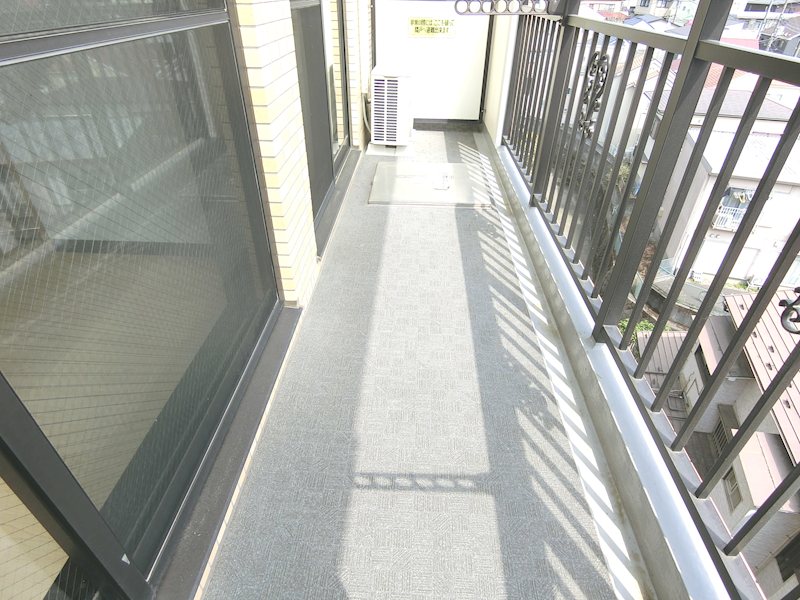 グレンツェント・ハイム相模大野 ベランダ