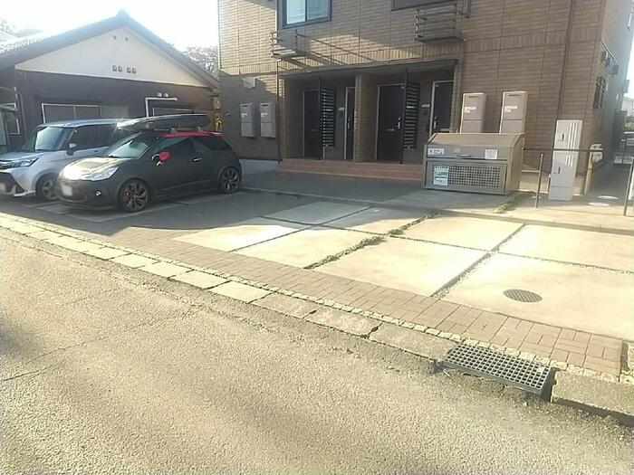 ボヌール 駐車場