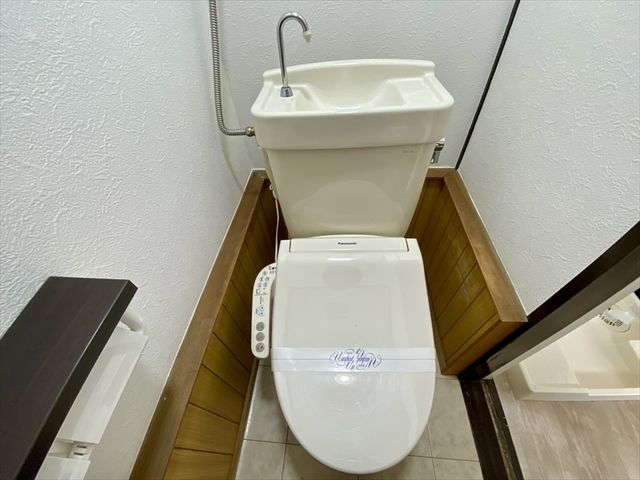 コンフォート南成瀬 トイレ
