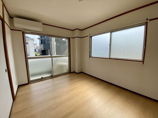コンフォート南成瀬 ベッドルーム