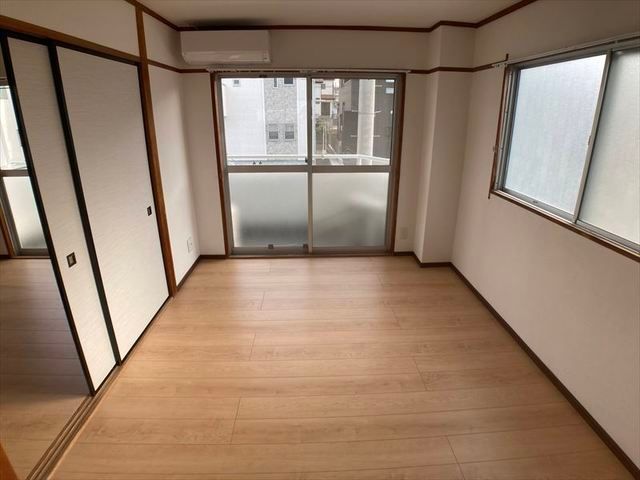 コンフォート南成瀬 ベッドルーム