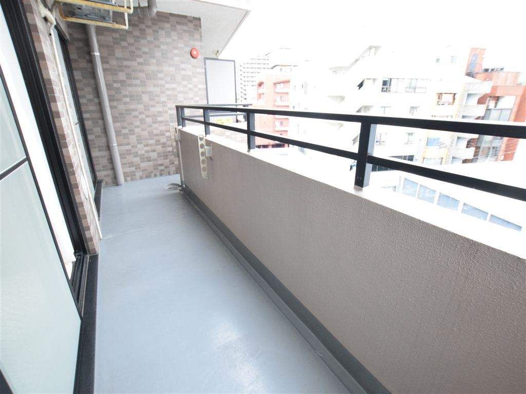 ライオンズマンション町田駅前（分譲） ベランダ