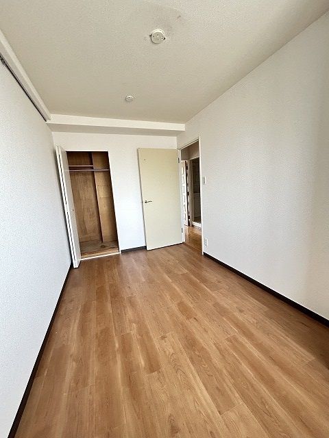 グランドゥール相模 ベッドルーム