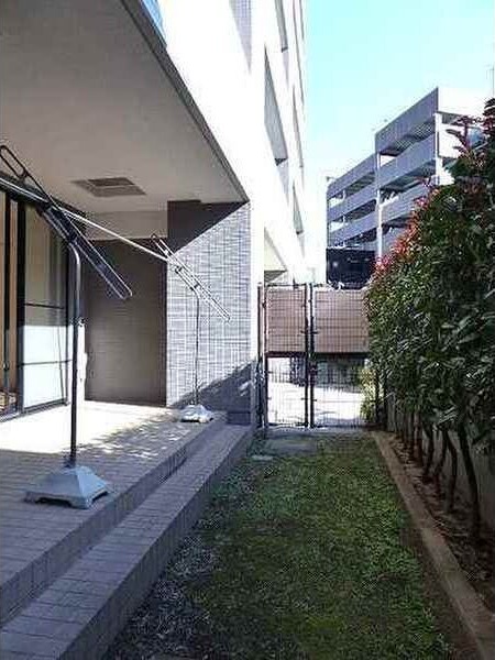 ライオンズステーションプラザ大和 庭