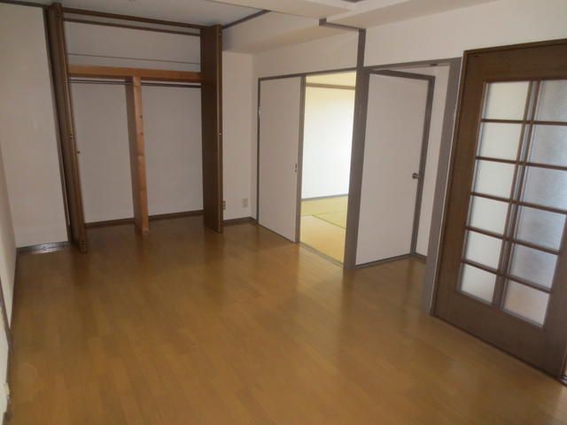 グリーンヒル藤が丘Ｄ リビング