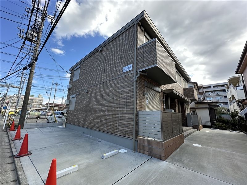 リッシュ旭町 外観