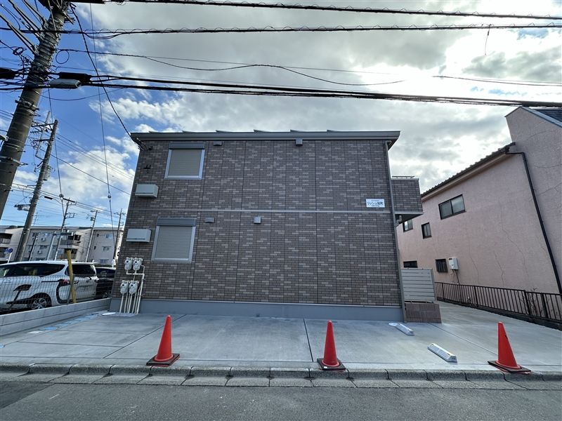 リッシュ旭町 外観