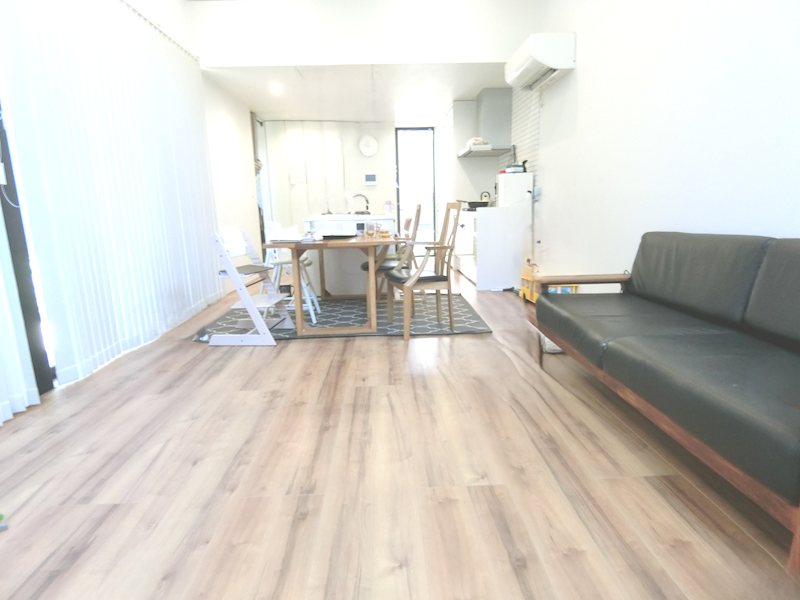 高ヶ坂3丁目戸建 リビング