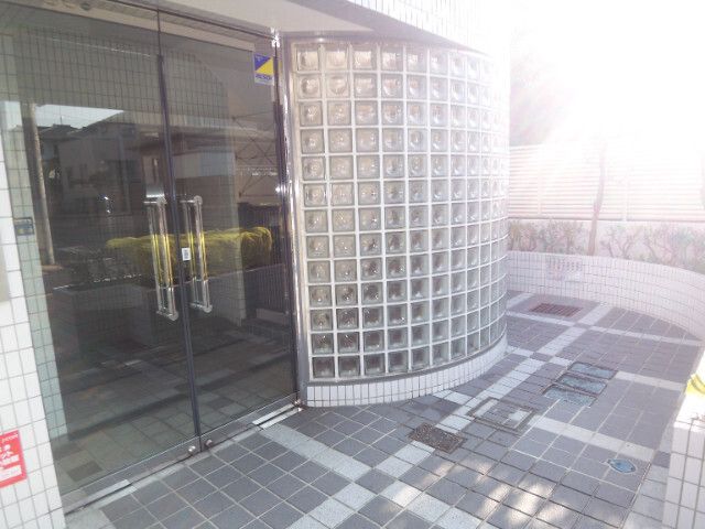 サーカス中央林間 エントランス