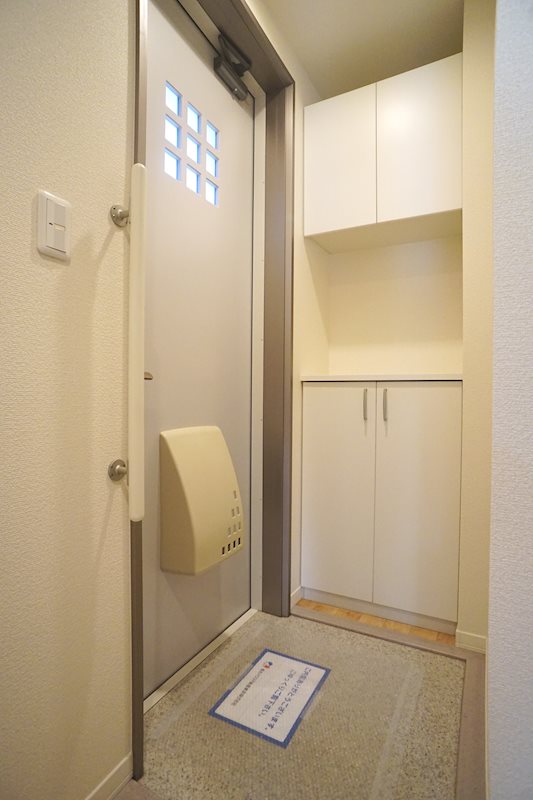 メイクレイン 玄関