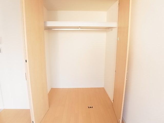 エスポワールB 収納