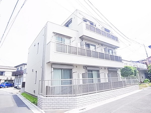 シャーメゾン上十条 外観