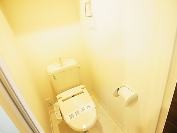 シャーメゾン上十条 トイレ