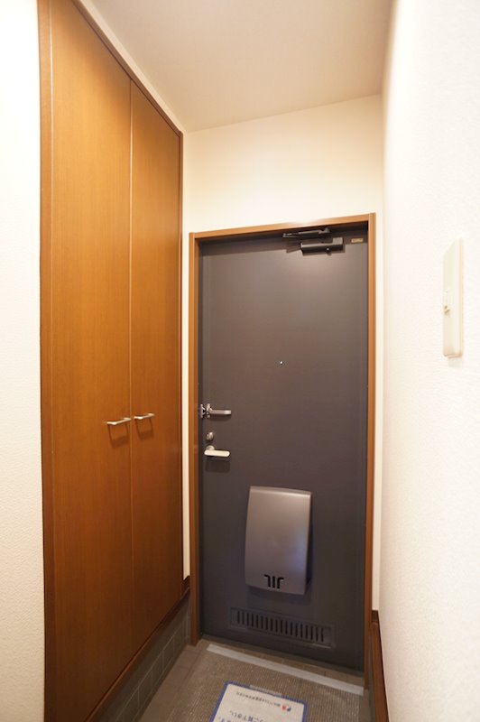 ラ　フォンターナ都立家政 玄関