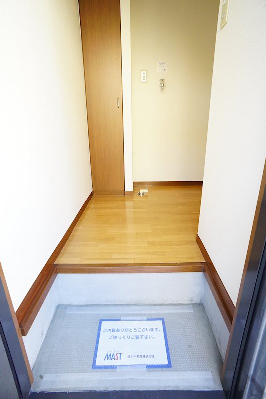 グランシード滝野川 玄関
