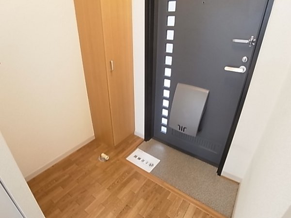 ルミエール千川 玄関