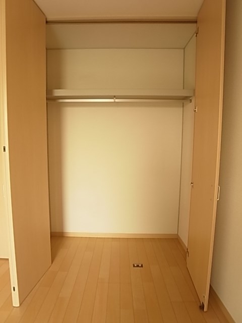 ヴィッラ　ヴェルデ 収納