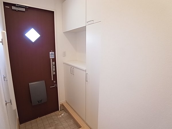 クレエ　Ⅲ 玄関