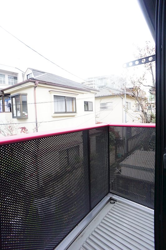 プライムメゾン ベランダ