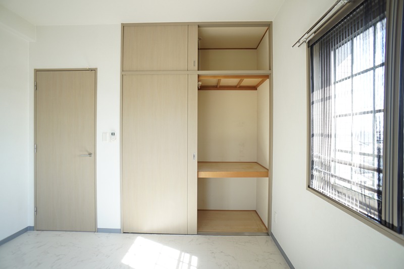 REⅢマンション 収納