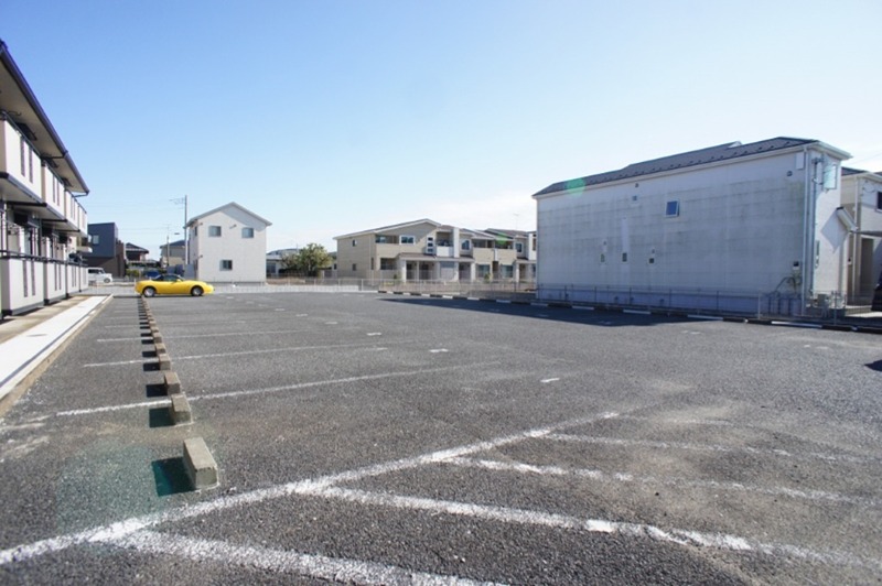 アサージュ 駐車場