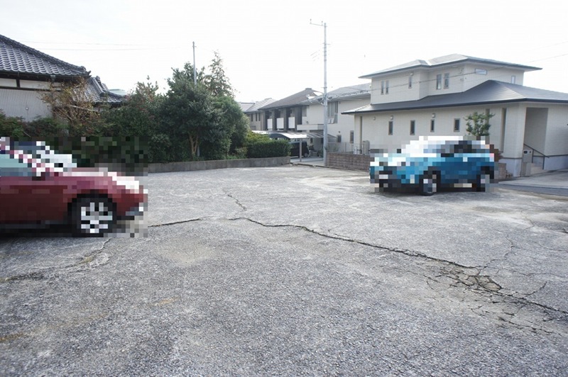 ハッピーコアロードＡ 駐車場
