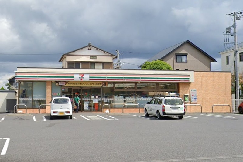 REⅡマンション コンビニ
