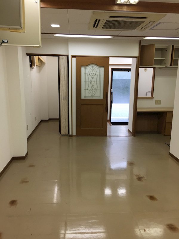 堀船3丁目店舗 リビング