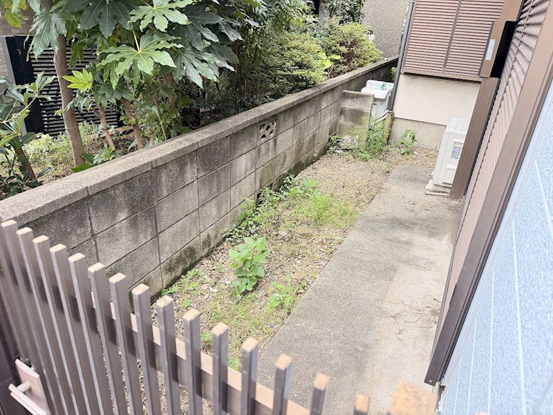 扇C棟 庭