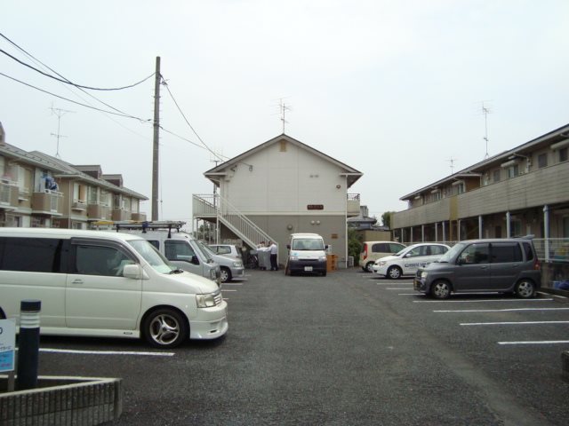 カルス清栄駐車場 外観