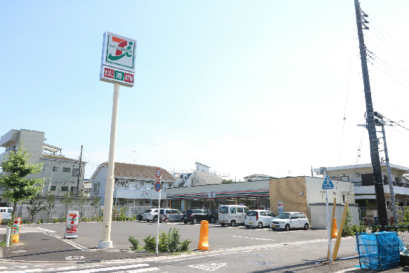 アーネスト コンビニ
