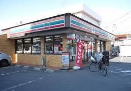 フーズ大谷田駐車場 コンビニ
