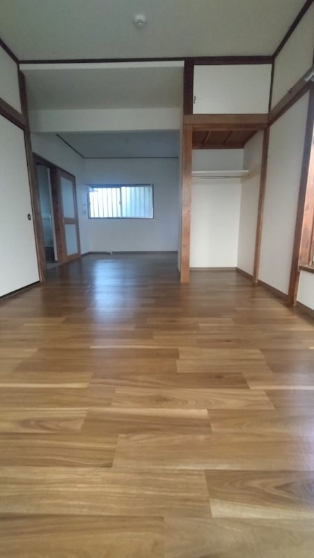 古千谷本町４丁目貸家 リビング
