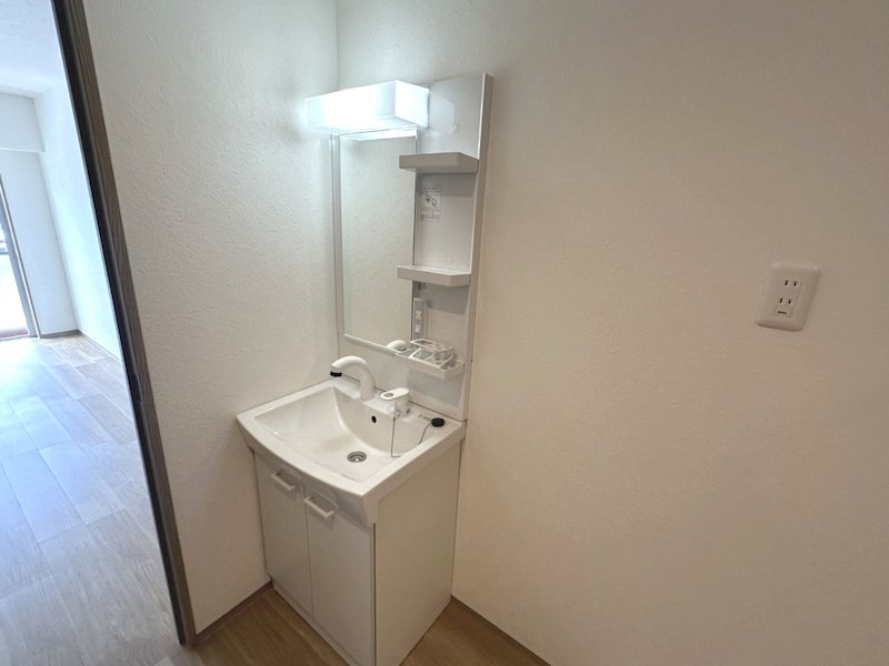 コーポラス鹿浜 洗面所