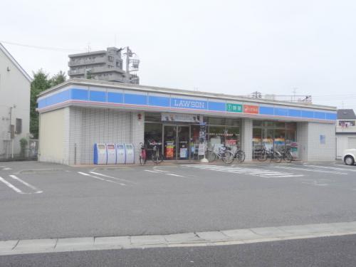 ノーブレス２２ コンビニ