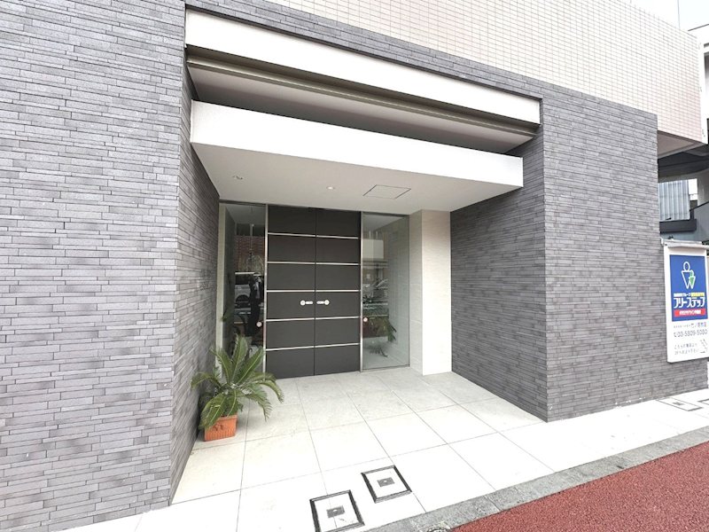 ナパージュ竹ノ塚駅前 エントランス