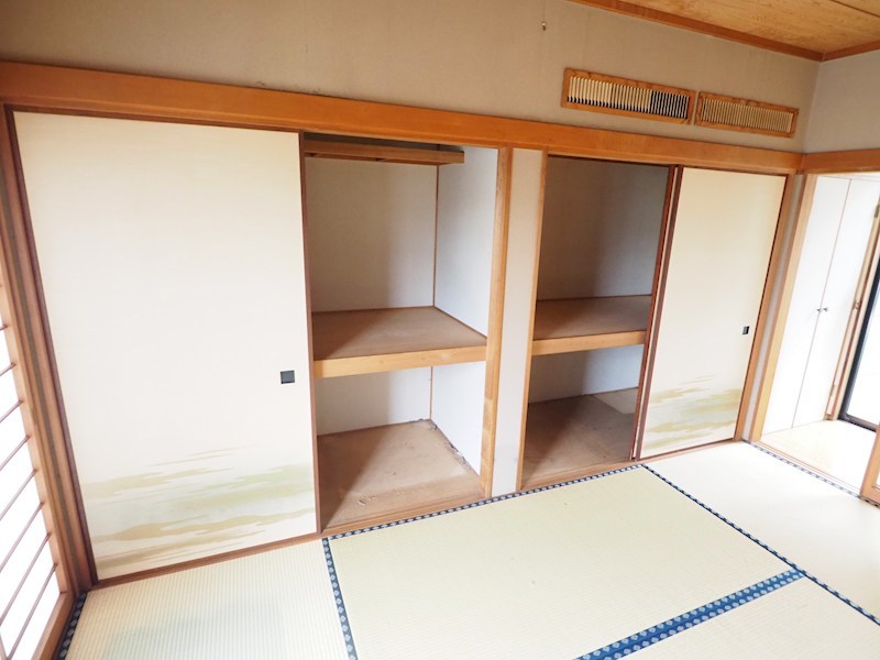 戸畑区西大谷1丁目戸建 収納