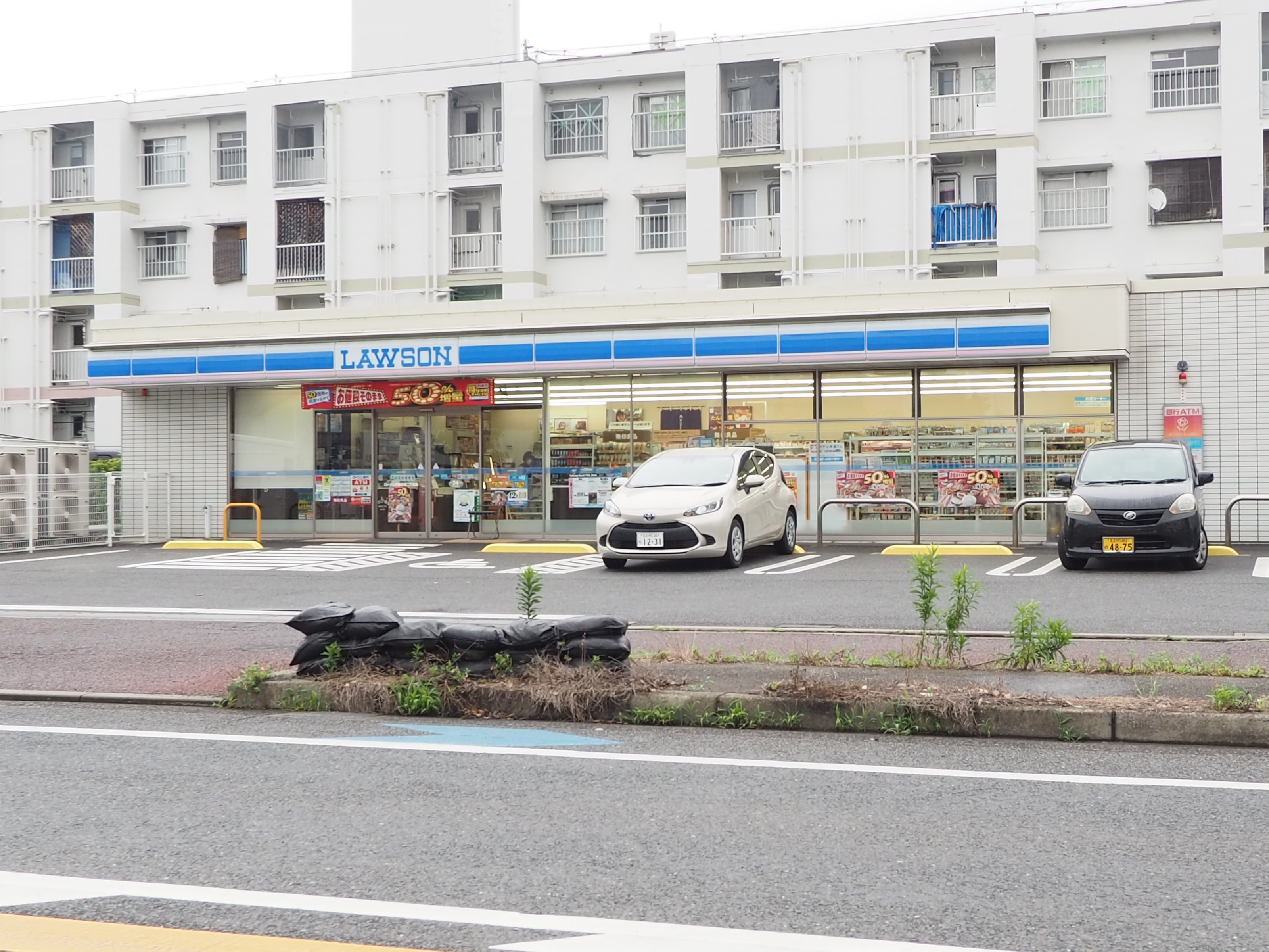 戸畑区西大谷1丁目戸建 コンビニ