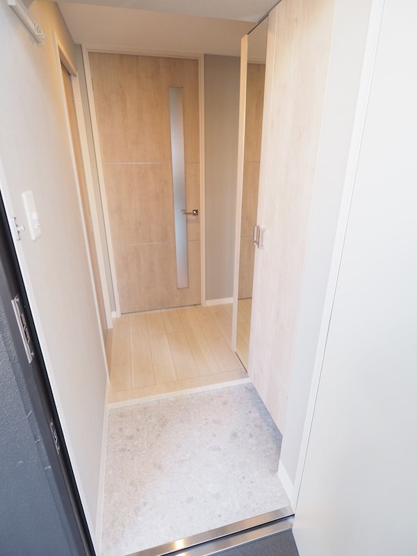 LEGEND紺屋町（レジェンドコンヤマチ） 玄関