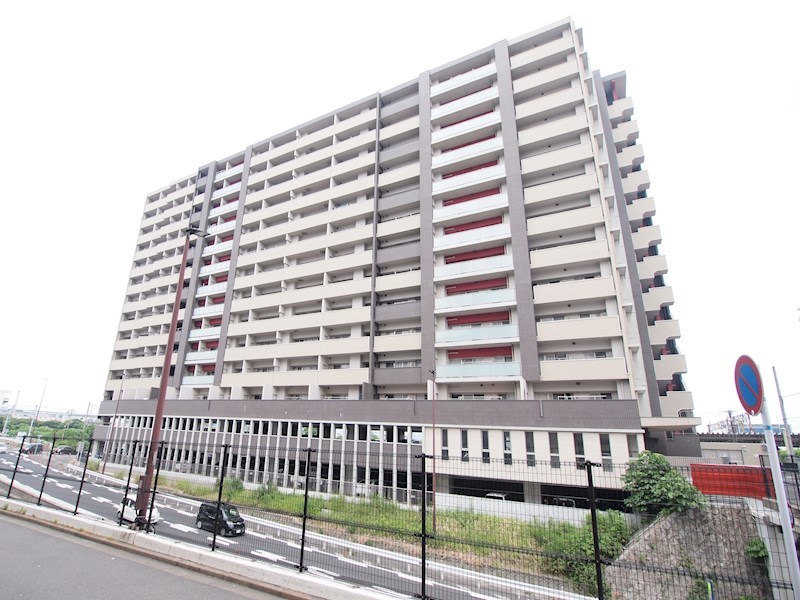 ウイングス八幡駅前 外観